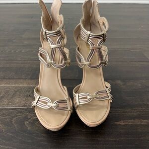 BCBGMaxAzria Cream and Tan Heels with Strappy Design